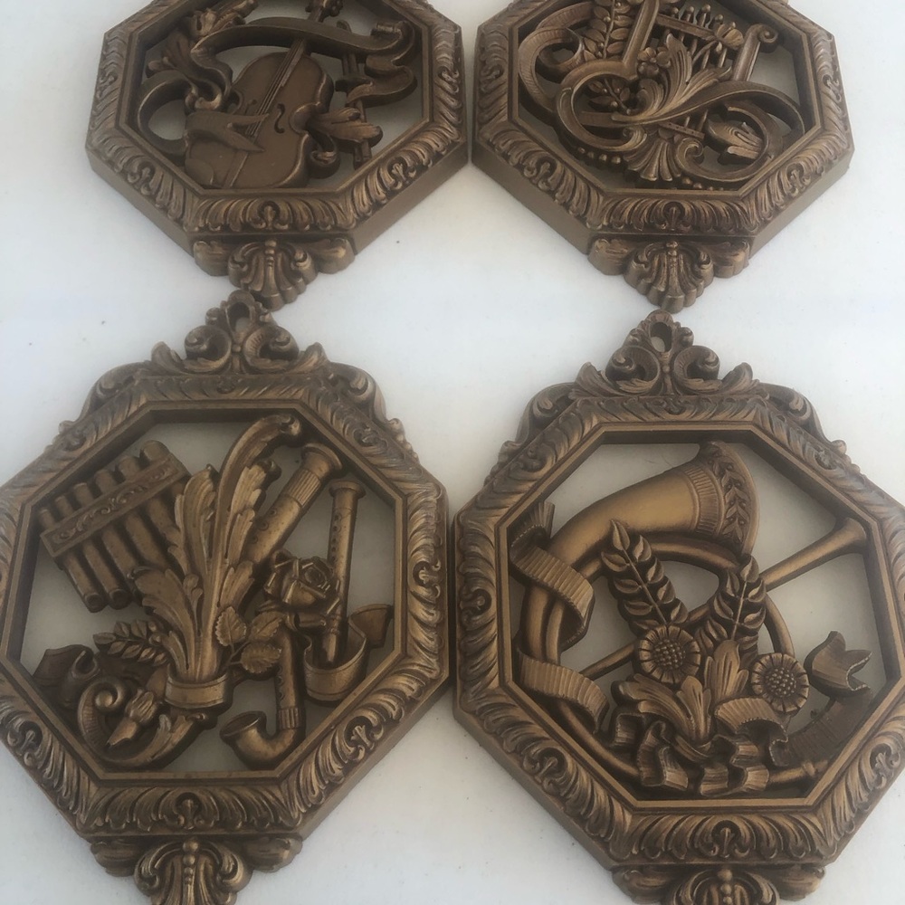 Set of  4 Homco 1976 USA Musical instruments Hollywood Regency Wall Plaques